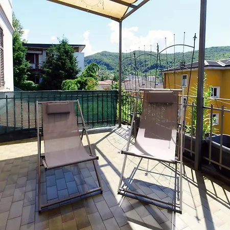 Wisteria On Apartment Como