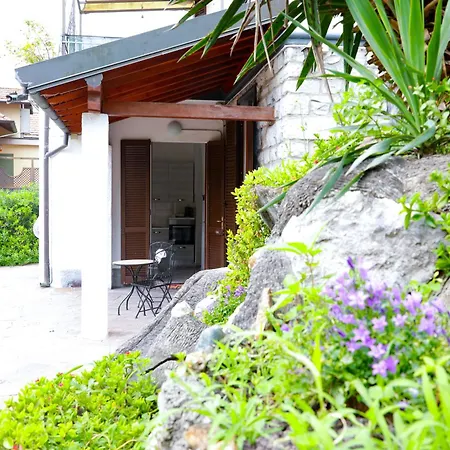 Apartment Wisteriaroom