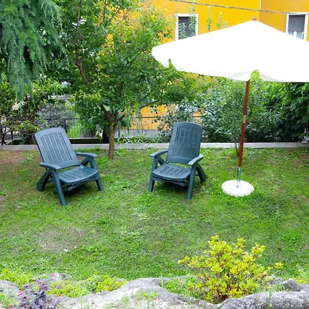 Wisteriaroom