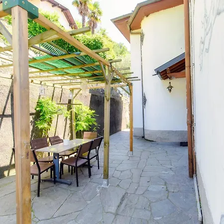 Wisteriaroom Como
