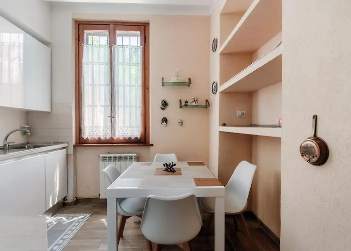 Wisteria On Lägenhet Como